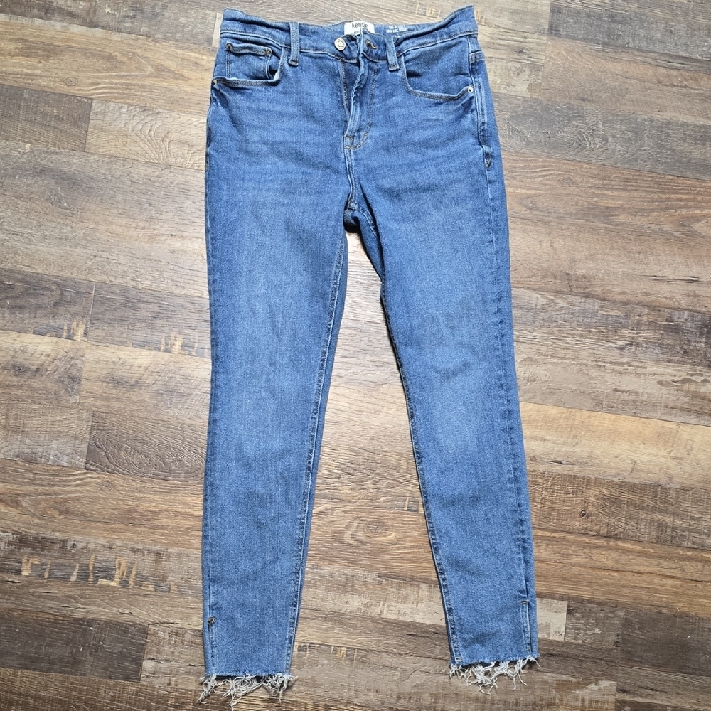 Kensie Blue Skinny Jeans with Classic Denim Style